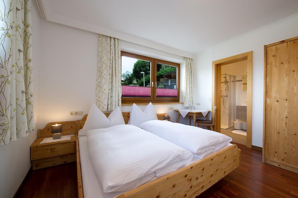 Pension Edelweiss Sankt Johann im Pongau Exterior foto